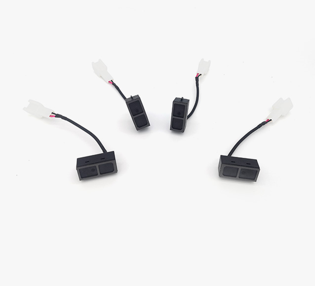 ������˷�ģ���ǳ�����������ӿ���Ϊ��������ͨ����������⡢����ʶ���Ӧ���ṩ����������Ƶ�ź���ʰ���Ƕȷ�Ϊȫ��͵�������������źŷ�Ϊģ�������������